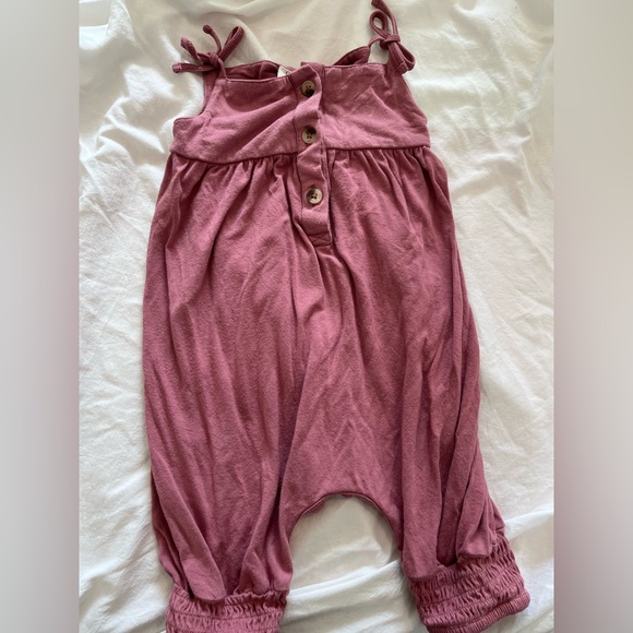 6-12 Kate Quinn Smock Tied Jumpsuit in English Rose - Picture 1 of 1